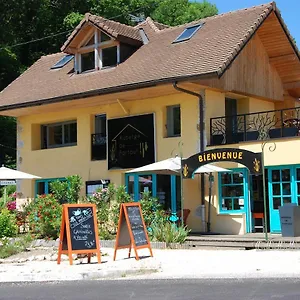 Bed & Breakfast Auberge De Portout