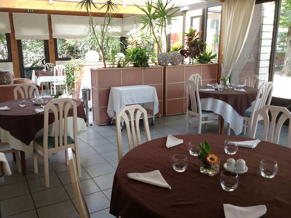 Logis L'Auberge Bourbonnaise Saint-Yorre